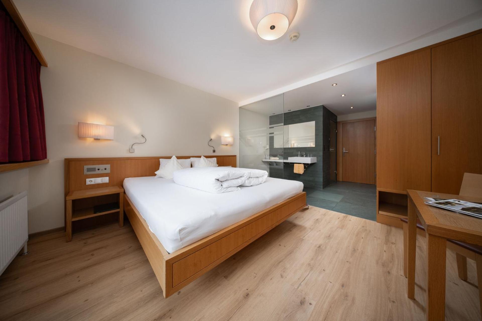 Hotel Garni Maria Theresia Зёльден Экстерьер фото