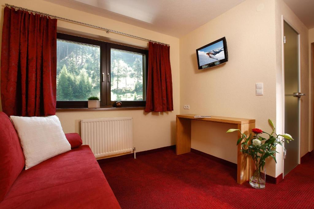 Hotel Garni Maria Theresia Зёльден Номер фото